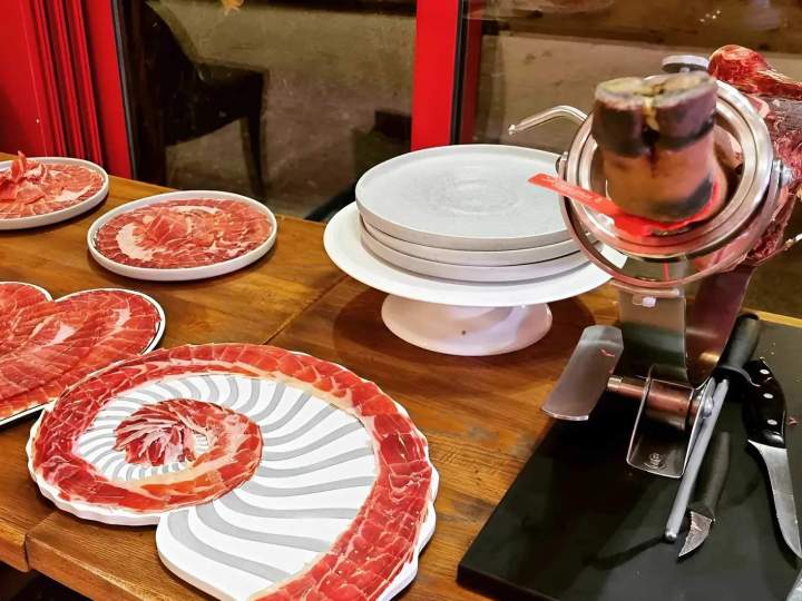 Découpe de jambon Paris